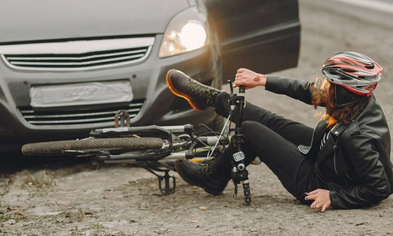 Peligros viales y negligencia municipal: demandas que un abogado de accidentes de bicicleta podría presentar en Chicago